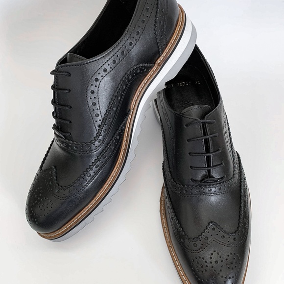 Black Wingtip Oxford Leather Dress Shoe